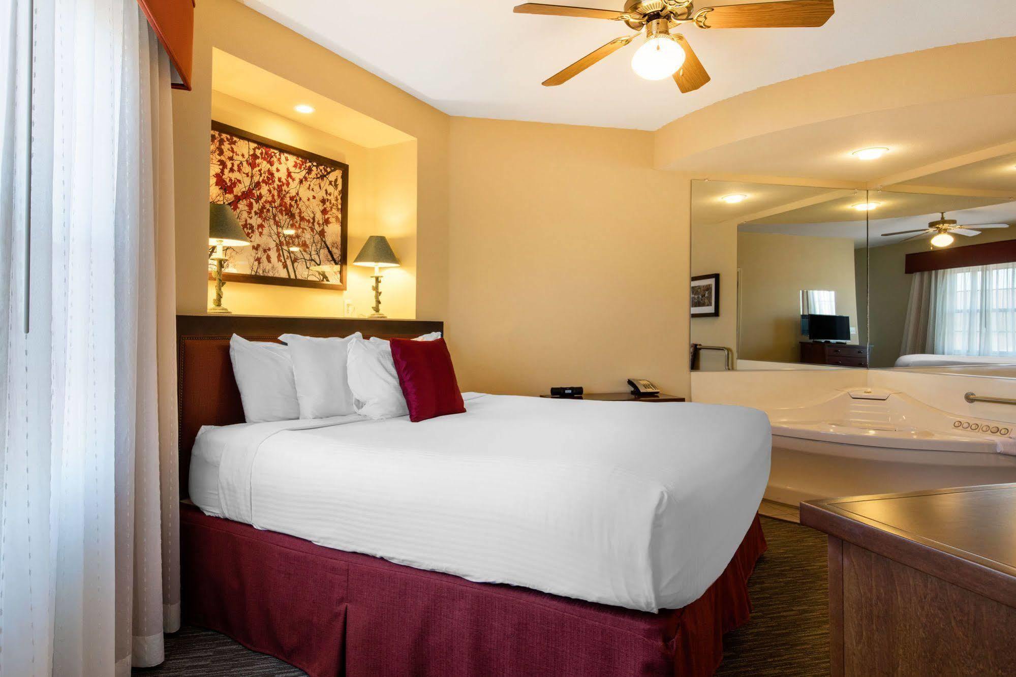 Bluegreen Vacations The Falls Village, An Ascend Resort Branson Exterior foto