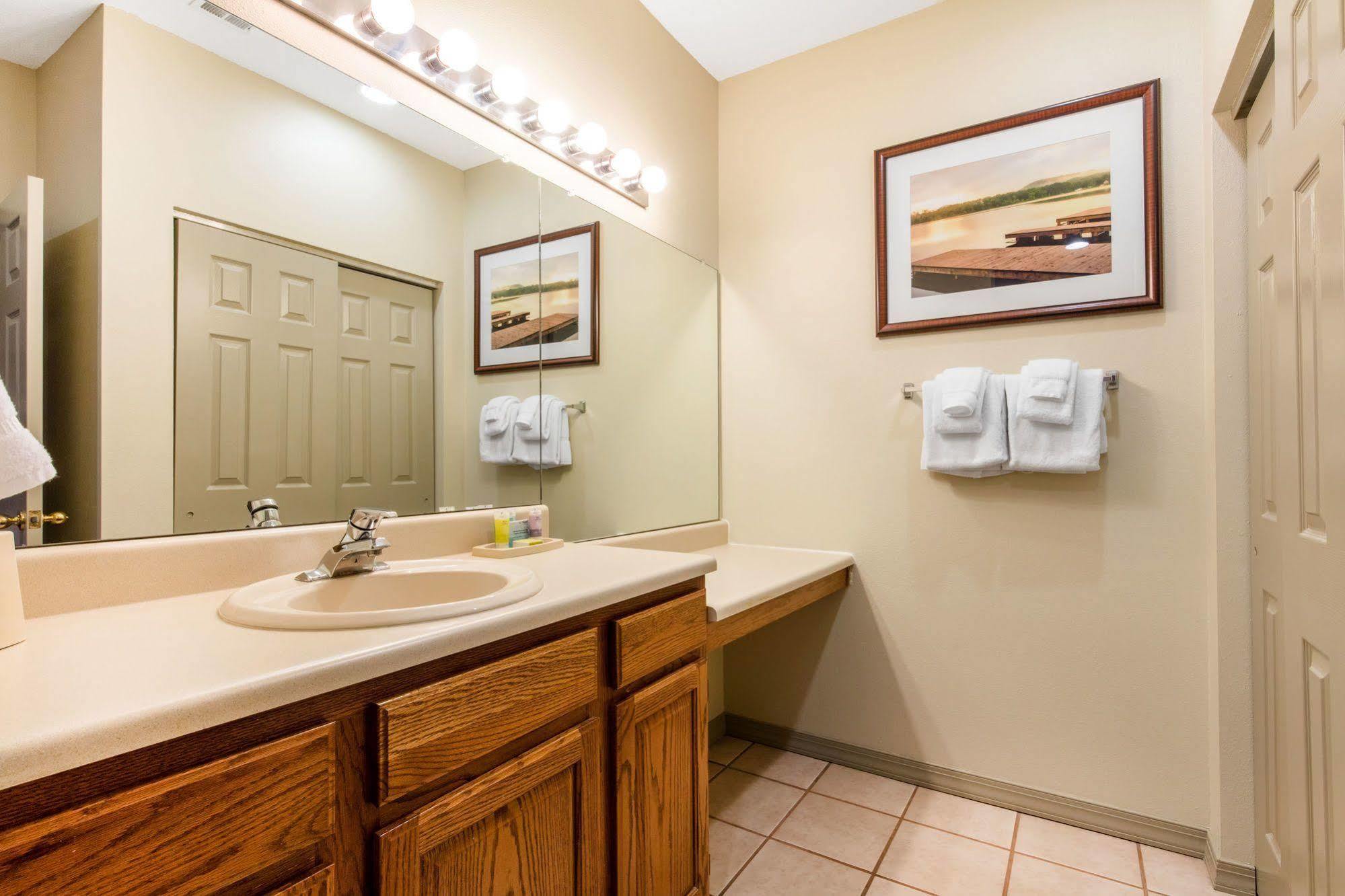 Bluegreen Vacations The Falls Village, An Ascend Resort Branson Exterior foto