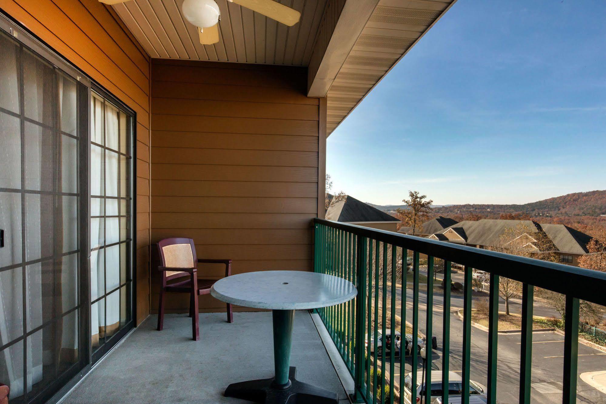 Bluegreen Vacations The Falls Village, An Ascend Resort Branson Exterior foto